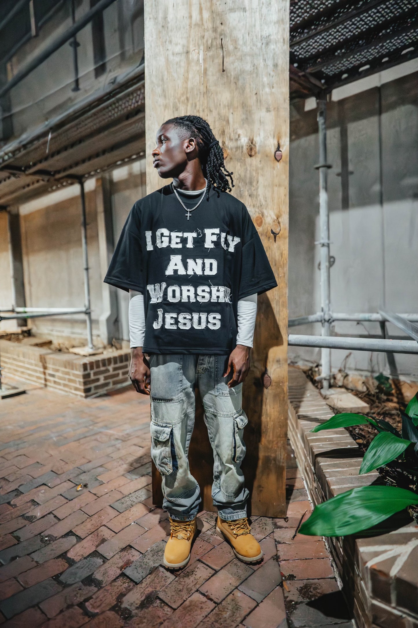 I GET FLY AND WORSHIP JESUS TEE (Black)